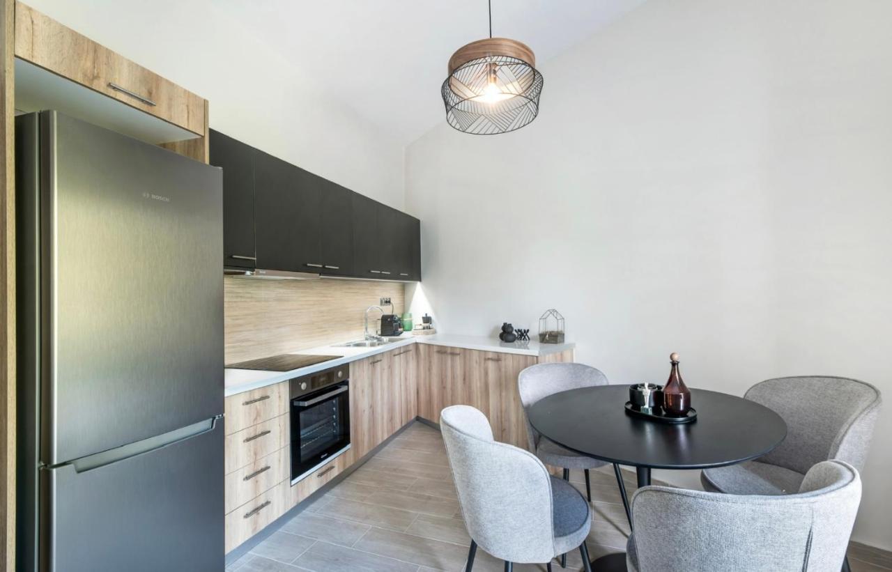 Eleusis Suites Α Eksteriør bilde